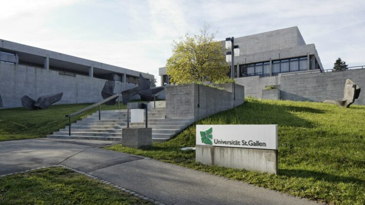 St. Gallen SIM Program